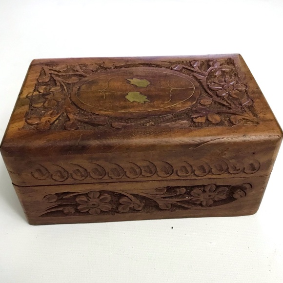 Vintage Handmade Wooden Box Handcarved - Picture 3 of 16